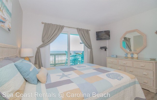 418 Carolina Beach Ave N in Carolina Beach, NC - Building Photo - Building Photo