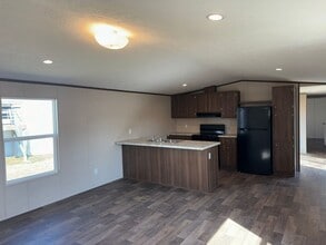 1007 Alexandria Rd SW in Jacksonville, AL - Building Photo - Building Photo