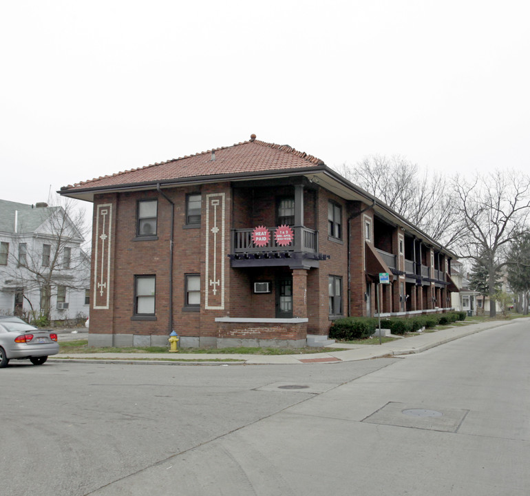 1501-1515 Riverside Dr in Dayton, OH - Foto de edificio