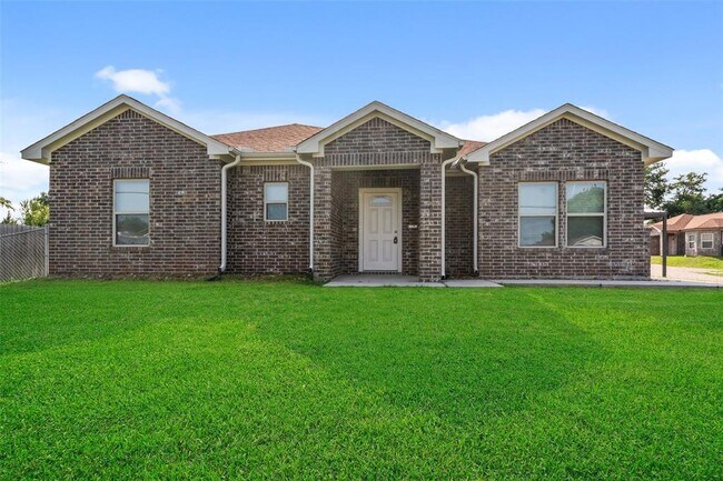 property at 14103 Overstreet Dr