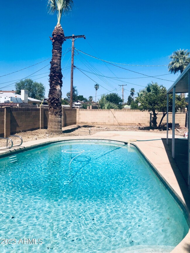 1004 E Riviera Dr in Tempe, AZ - Building Photo - Building Photo