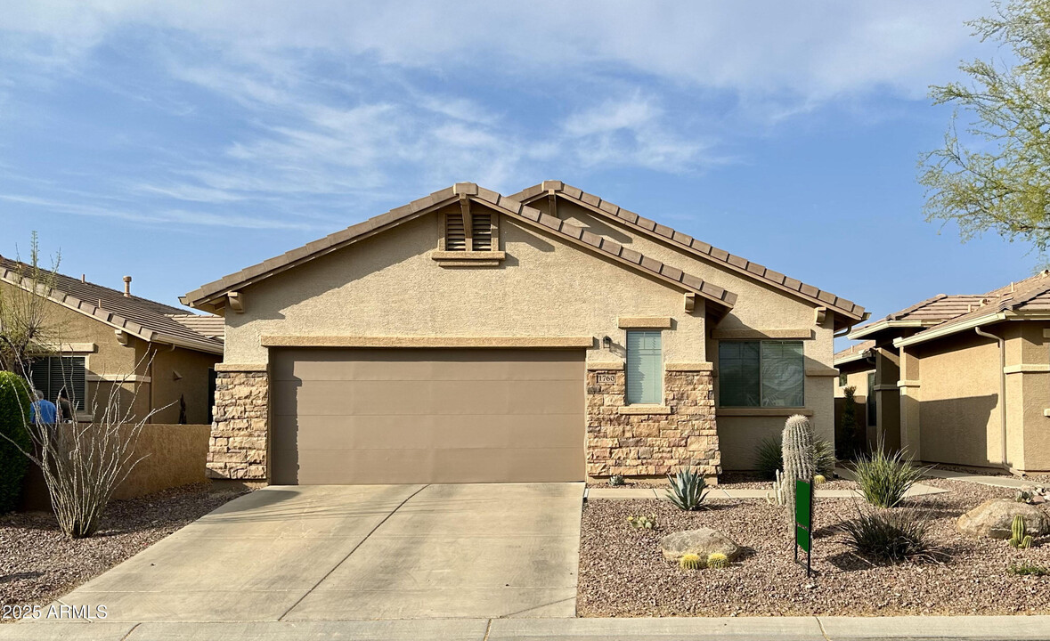 1760 W Morse Dr in Anthem, AZ - Building Photo
