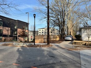 1272 Allene Ave SW in Atlanta, GA - Building Photo - Building Photo