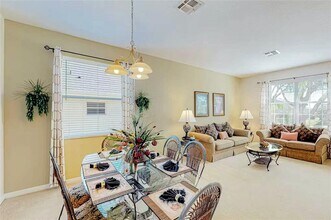 136 Henley Cir in Davenport, FL - Building Photo - Building Photo