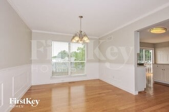 124 Royallsprings Pkwy in O'Fallon, MO - Building Photo - Building Photo