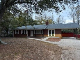 5939 Cleveland Hwy in Clermont, GA - Building Photo
