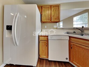 6475 Calloway Ct in Middletown, OH - Building Photo - Building Photo