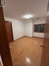 1402 Kingston Rd in Toronto, ON - Building Photo - Building Photo