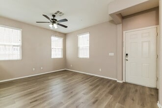967 Wembly Hills Pl in Henderson, NV - Building Photo - Building Photo