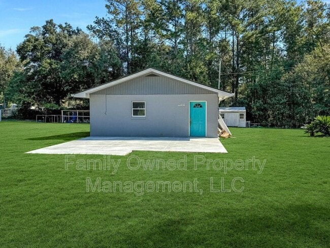 property at 110 Shady Ln