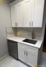 485 Commonwealth Ave, Unit 4 in Boston, MA - Building Photo - Building Photo