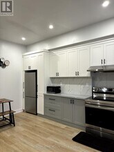 337-337 Mutual St in Toronto, ON - Building Photo - Building Photo