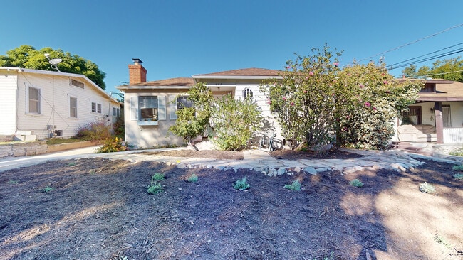 587 Prescott St in Pasadena, CA - Building Photo - Building Photo