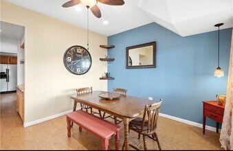 310 Marsonia St, Unit 1 in Pittsburgh, PA - Building Photo - Building Photo