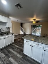 1019 SE 11th St in Cape Coral, FL - Building Photo - Building Photo