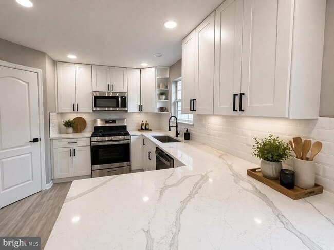 property at 9016 Lake Largo Dr