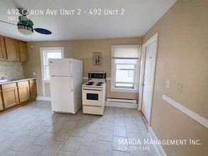 492 Caron Ave in Windsor, ON - Building Photo - Building Photo