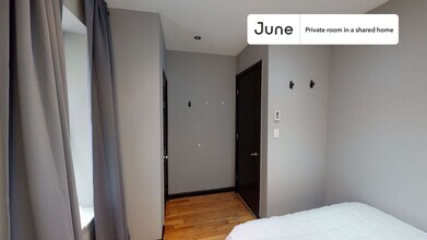 Private bedroom in 4 bed/1 bath Home in New York, NY - Building Photo - Building Photo