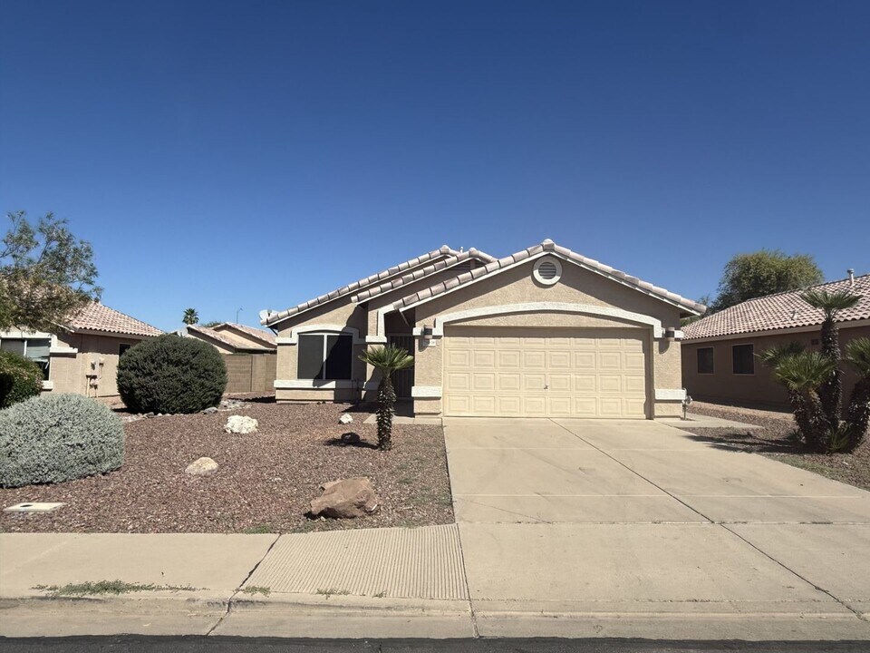 8538 E Calypso Ave in Mesa, AZ - Building Photo