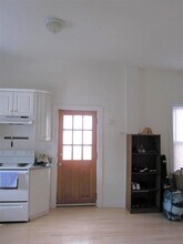 11 Craigie St, Unit 3 in Somerville, MA - Foto de edificio - Building Photo