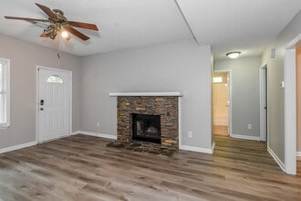 2740 Lakeside Trail in Cumming, GA - Building Photo - Building Photo
