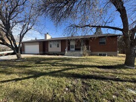 267 S 300 E in Heber City, UT - Building Photo