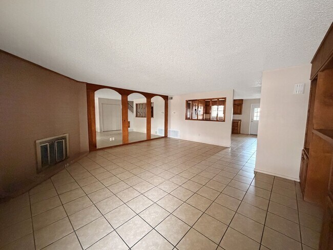 419 W Kiowa Ave in Hobbs, NM - Building Photo - Building Photo