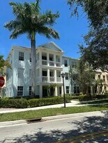 225 Murcia Dr in Jupiter, FL - Building Photo
