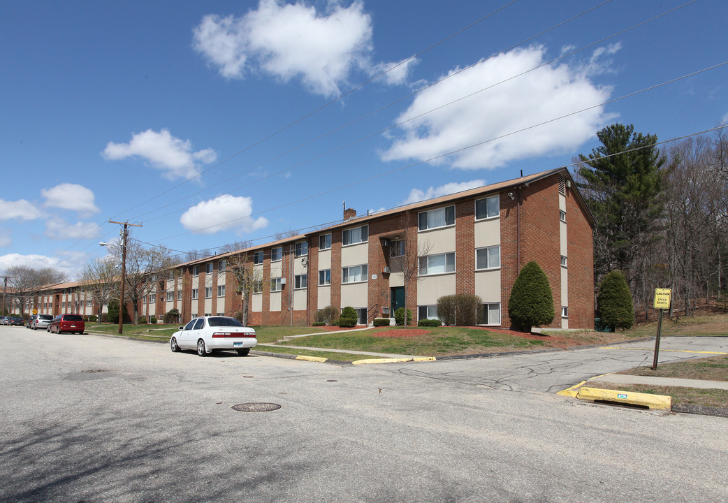 Windham Heights Apartments in Willimantic, CT - Building Photo