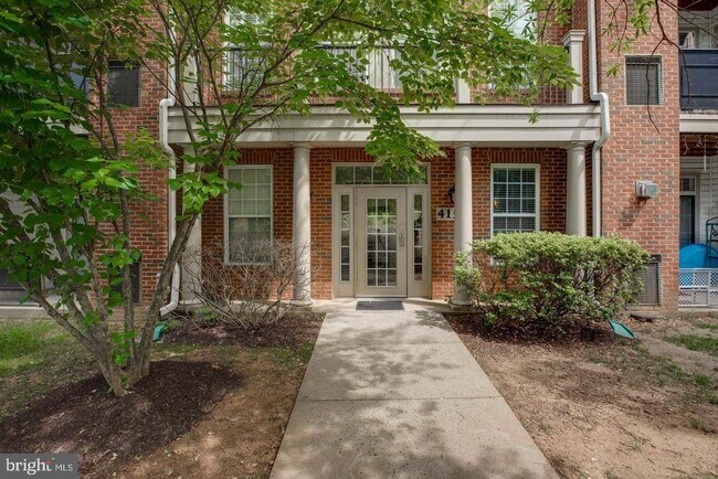 4191 Lochleven Tr in Fairfax, VA - Building Photo - Building Photo