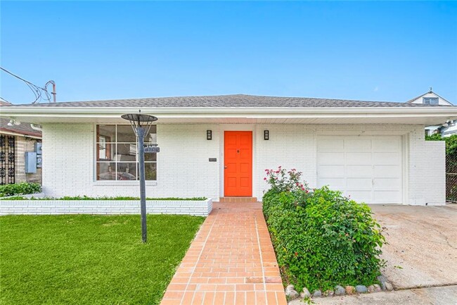 property at 1832 Lowerline St