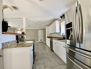 2704 Palomino Dr in Austin, TX - Building Photo - Building Photo