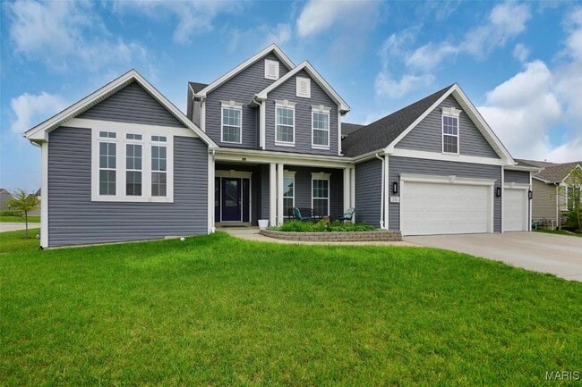 property at 215 Wyndemere Ln
