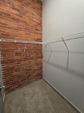 Textile Lofts in Cleveland, OH - Foto de edificio - Building Photo