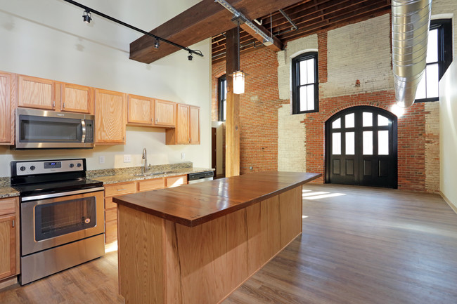 Pershing Hill Lofts photo'