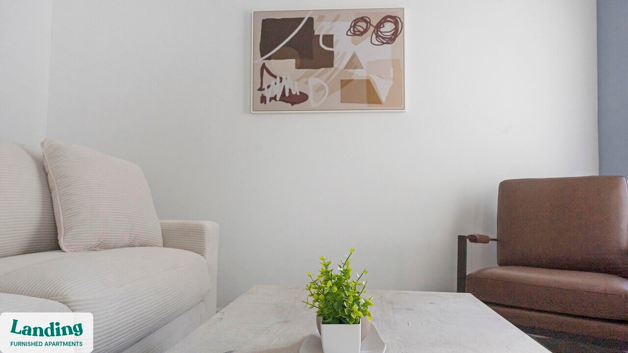 2800 Milan Ct in Birmingham, AL - Foto de edificio