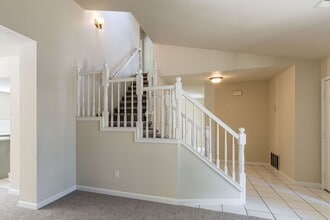 720 Spindale Dr in Modesto, CA - Building Photo - Building Photo