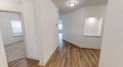 452 Hunter Loop in Bertram, TX - Building Photo - Building Photo