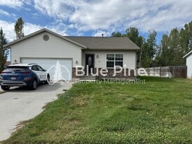 283 Kimberly Dr in Idaho Falls, ID - Building Photo