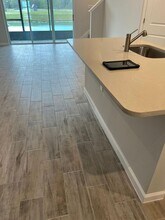 4069 Cloud Hopper Wy, Unit B - 360.1316787 in Lutz, FL - Foto de edificio - Building Photo