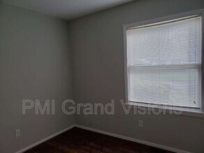 45 Whippoorwill Dr in Decatur, IL - Building Photo - Building Photo