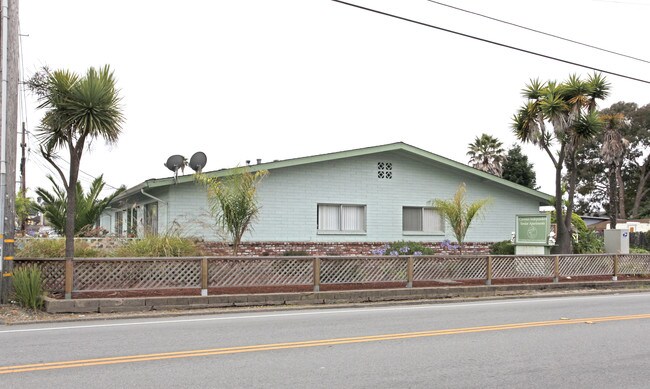 Correials Indendent Senior Apartment in Santa Cruz, CA - Building Photo - Building Photo