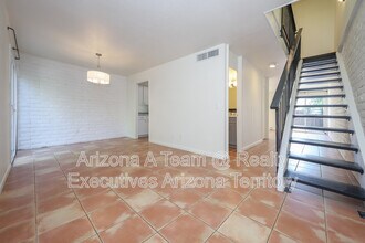 5701 E Glenn St in Tucson, AZ - Building Photo - Building Photo