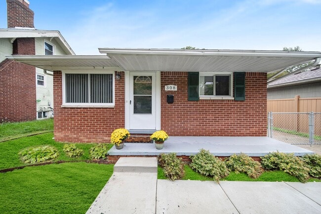property at 308 N Campbell Rd