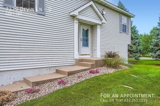 7379 Devin Ln in Shakopee, MN - Building Photo - Building Photo