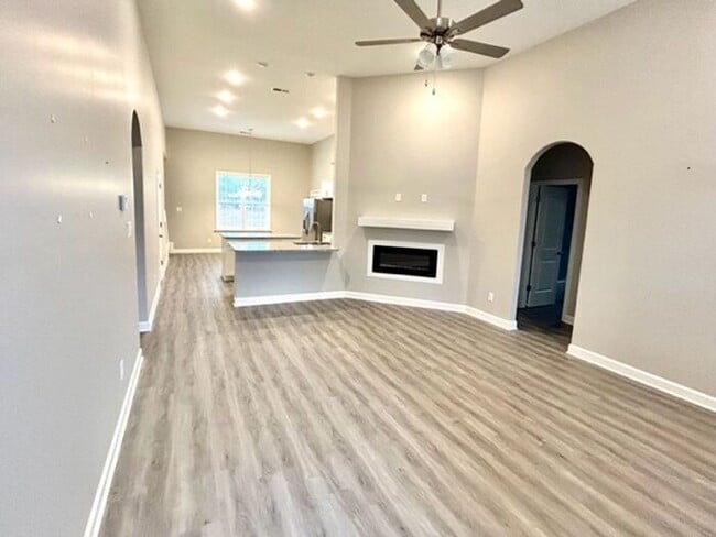 5977 Tucker Lndg in Horn Lake, MS - Building Photo - Building Photo