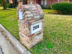 25818 Overlake Dr in Spring, TX - Building Photo - Building Photo
