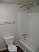 227 Main Ave E in Soap Lake, WA - Foto de edificio - Building Photo
