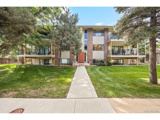 1990 Fenton St in Edgewater, CO - Building Photo - Building Photo