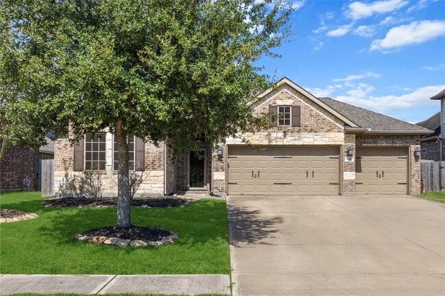 6310 Rotherham St in League City, TX - Building Photo - Building Photo